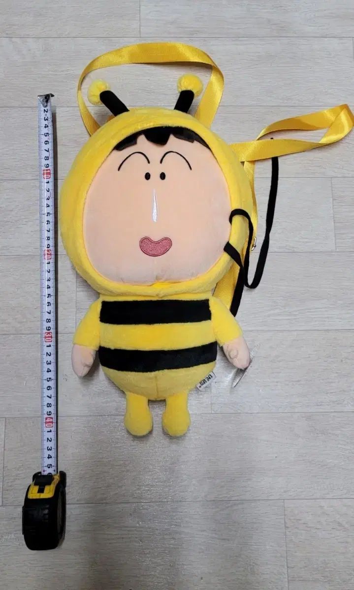 クレヨンしんちゃん みつばち IN ぬいぐるみ バッグ
