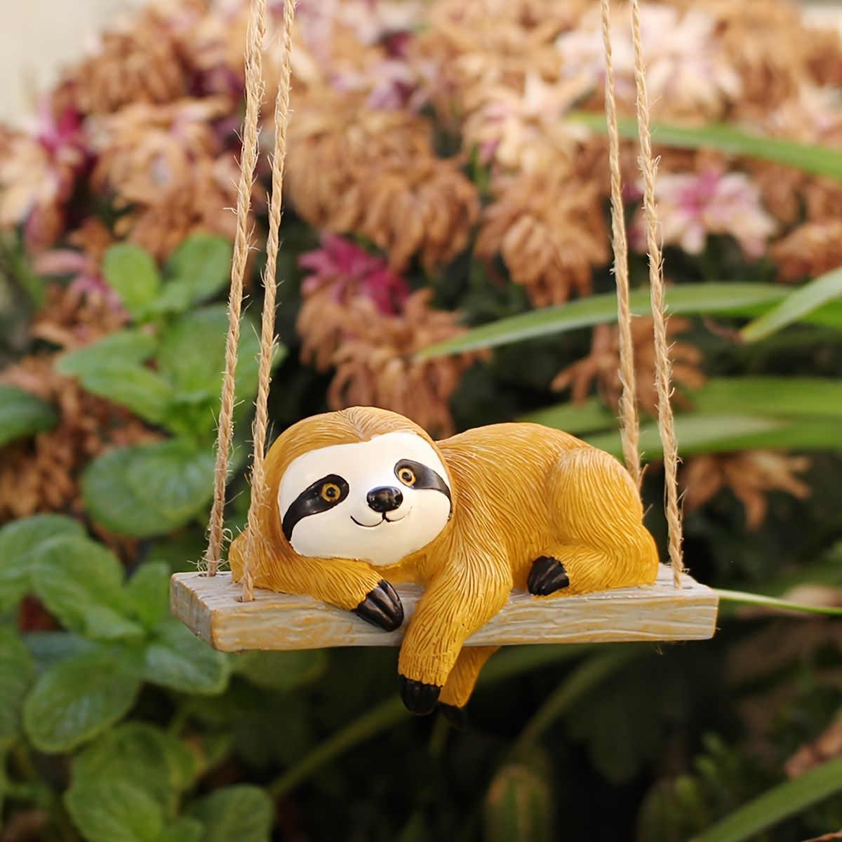 吊り下げ オブジェ ガーデンオーナメント ブランコでくつろいでいるナマケモノ 室内 屋外 ガーデニング インテリア 可愛い 玄関 リビング ダイニング 装飾 庭 ガーデニング 装飾 ガーデン 樹脂 壁掛け ギフト プレゼント 可愛い ユニークデザイン