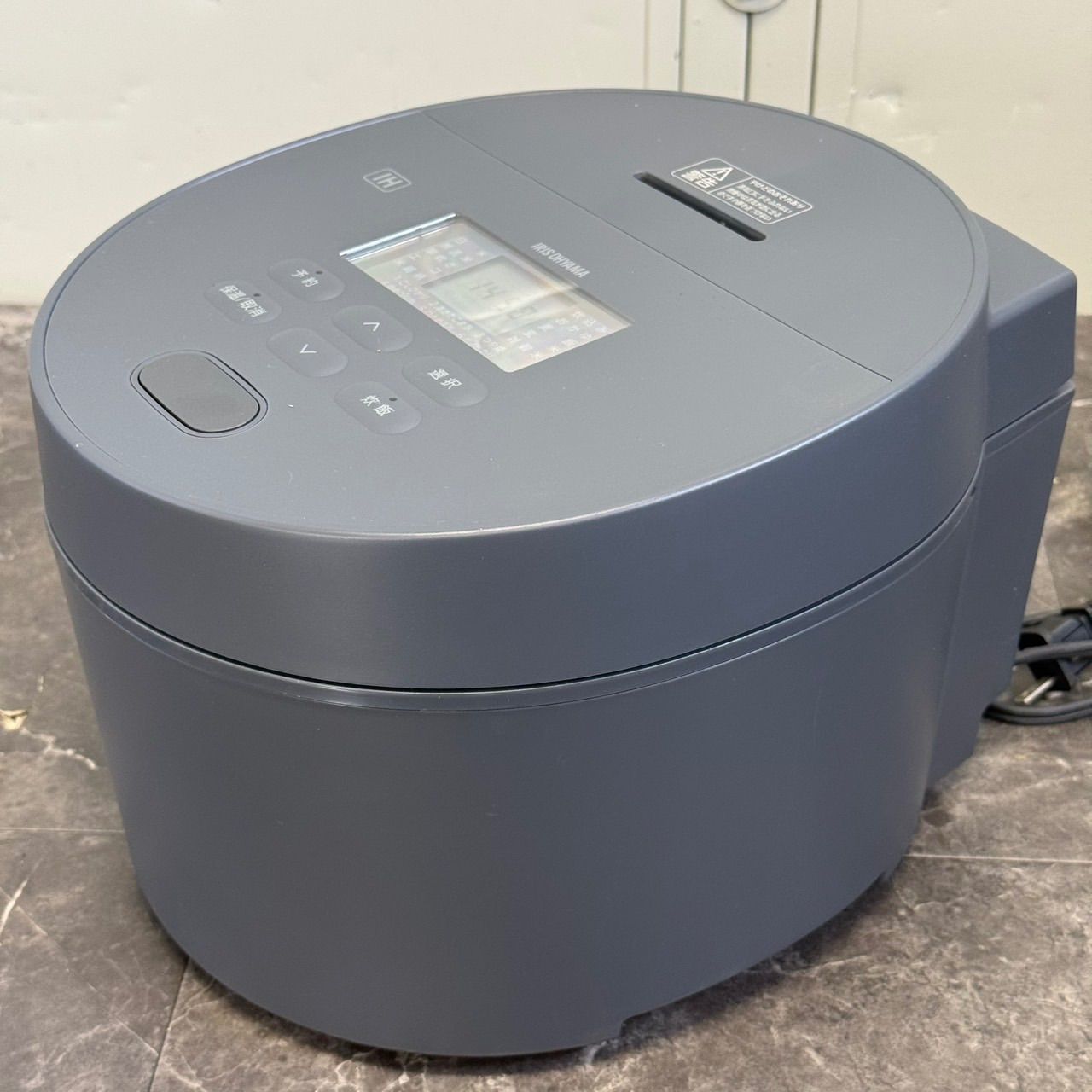 ω送料込！美品2024年製 IRIS OHYAMA IH炊飯器 RC-ISA50AZ-HA 5.5合炊き アッシュ 高年式 美品