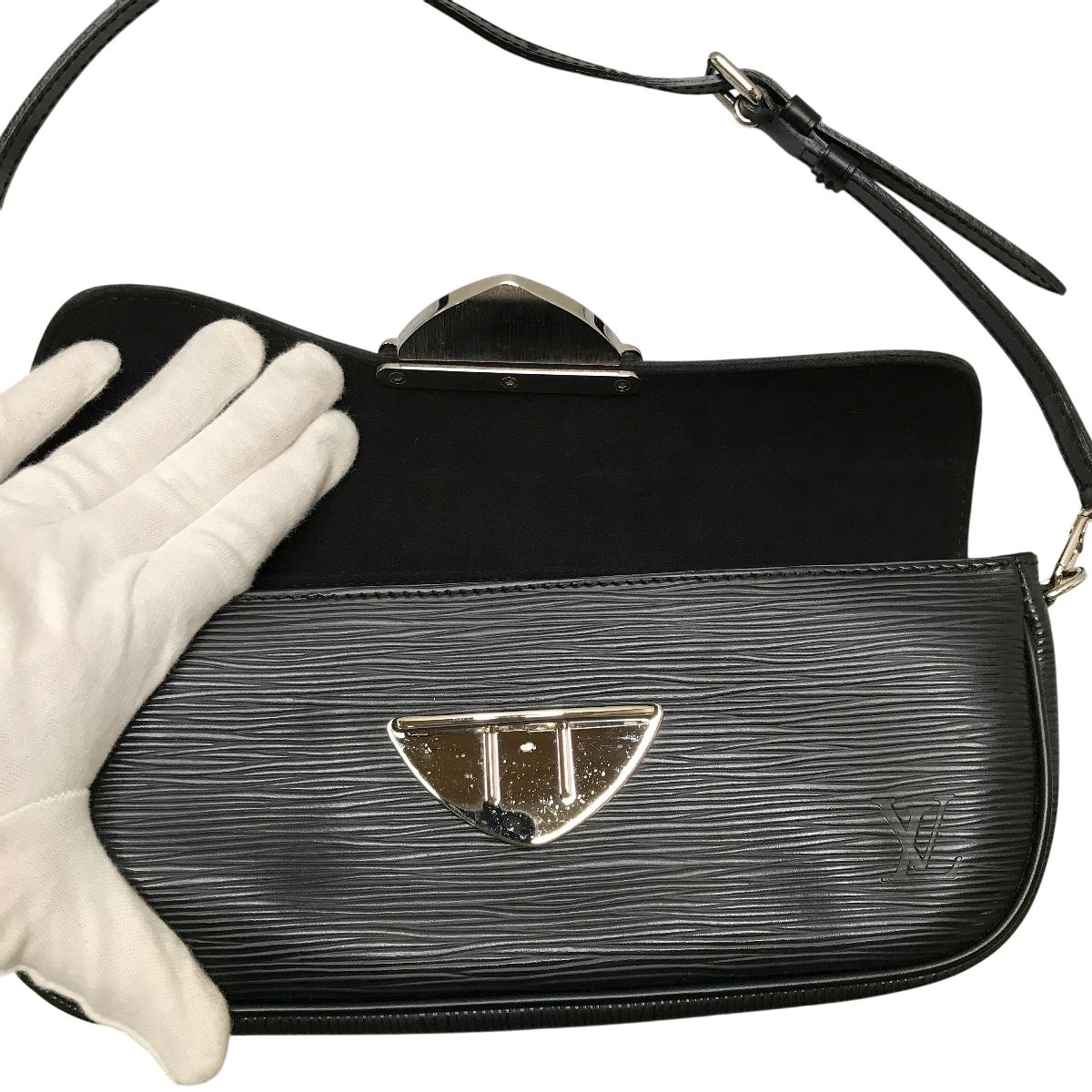 LOUIS VUITTON ルイ ヴィトン エピ ポシェット モンテーニュ