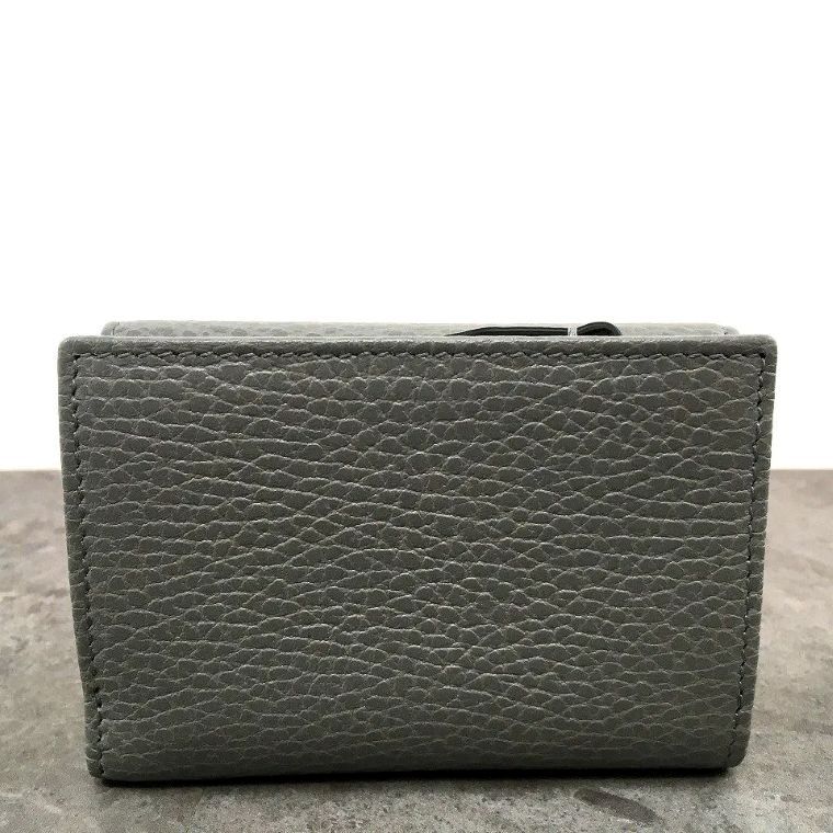 送料込み！ 未使用品 GUCCI コンパクトウォレット 644407 箱付き ☆プレゼントにも☆ 385
