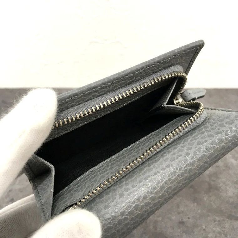送料込み！ 未使用品 GUCCI コンパクトウォレット 644407 箱付き ☆プレゼントにも☆ 385