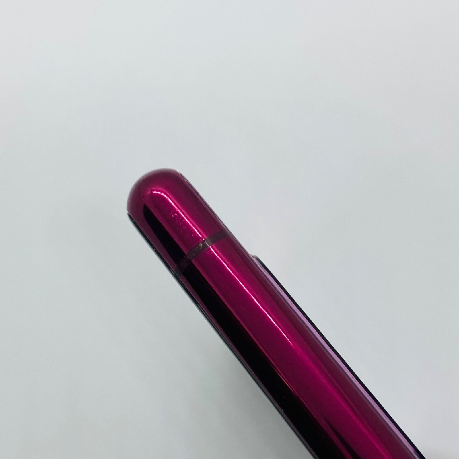 docomo Xperia 5 64GB SO-01M レッド【中古 Cランク】- メルカリ