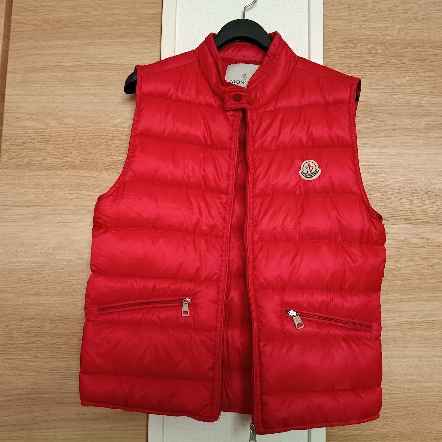 美品【スプレンダーズ正規品】MONCLER モンクレール ダウンベスト 赤