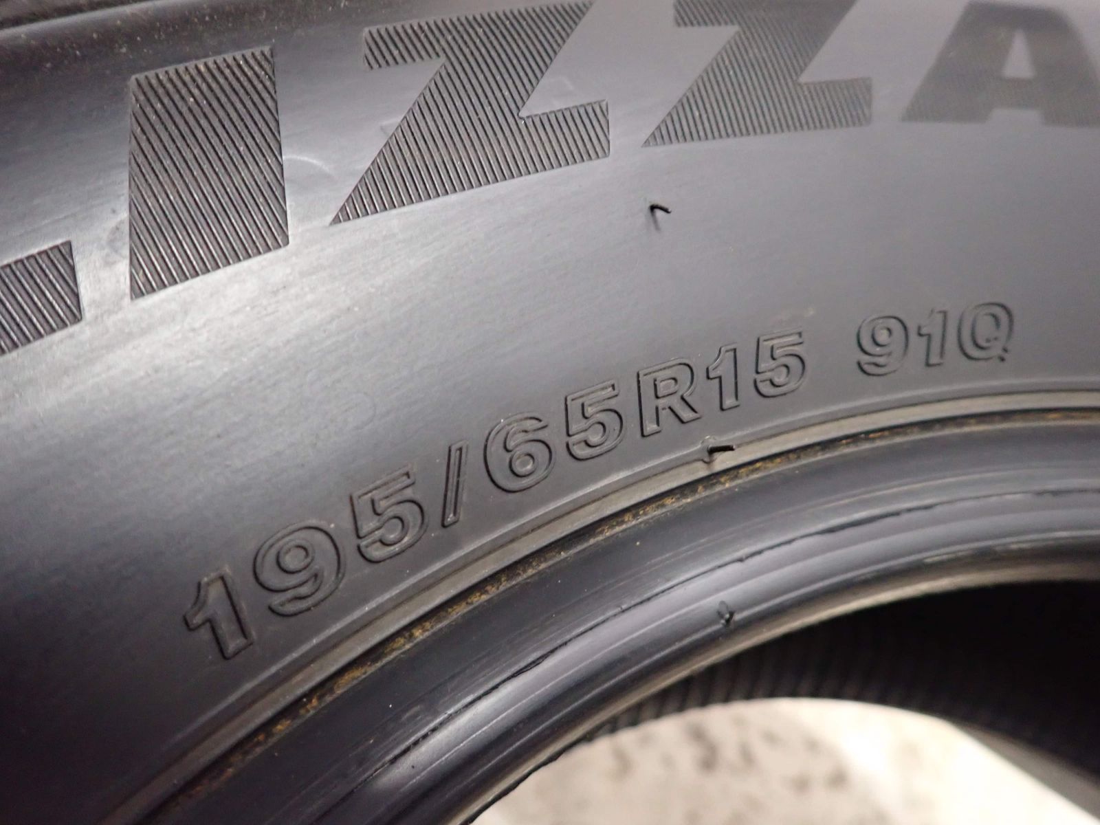 冬4本SET 会社宛送料無料 205/60R16 92Q グッドイヤー アイスナビ 7
