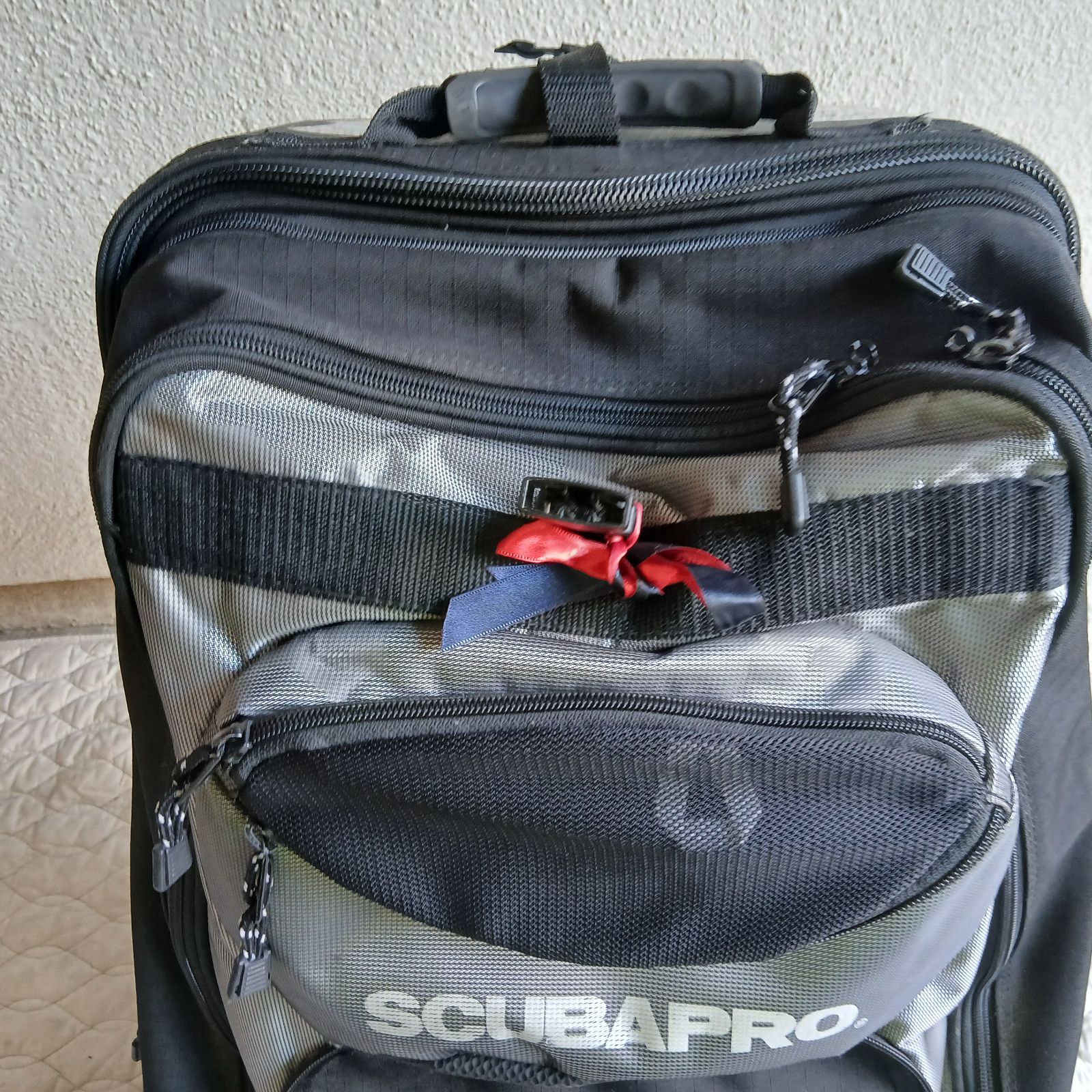 ダイビングキャリーケース SCUBAPRO SCUBAPRO ダイビング キャリーケース 大型ローラーバッグ 約67cm 器材