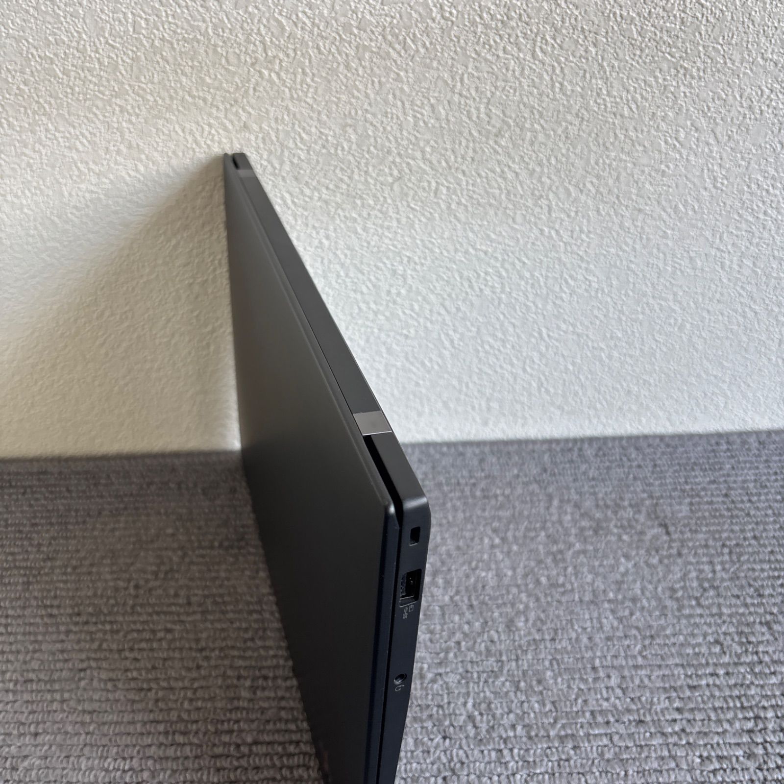 Lenovo Thinkpad X1 Carbon Gen 9 i5-1135G7 メモリ8GB SSD256GB Win11