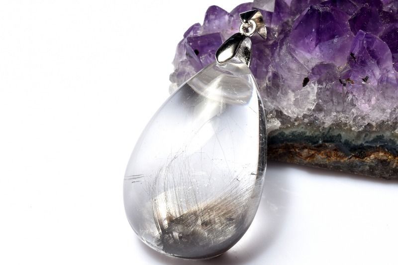 【1点物】AAA希少レア☆シルバー925 プラチナタイチンルチルクォーツ 28x19mm ドロップ ペンダントトップ パワーストーン 天然石 _PD1898