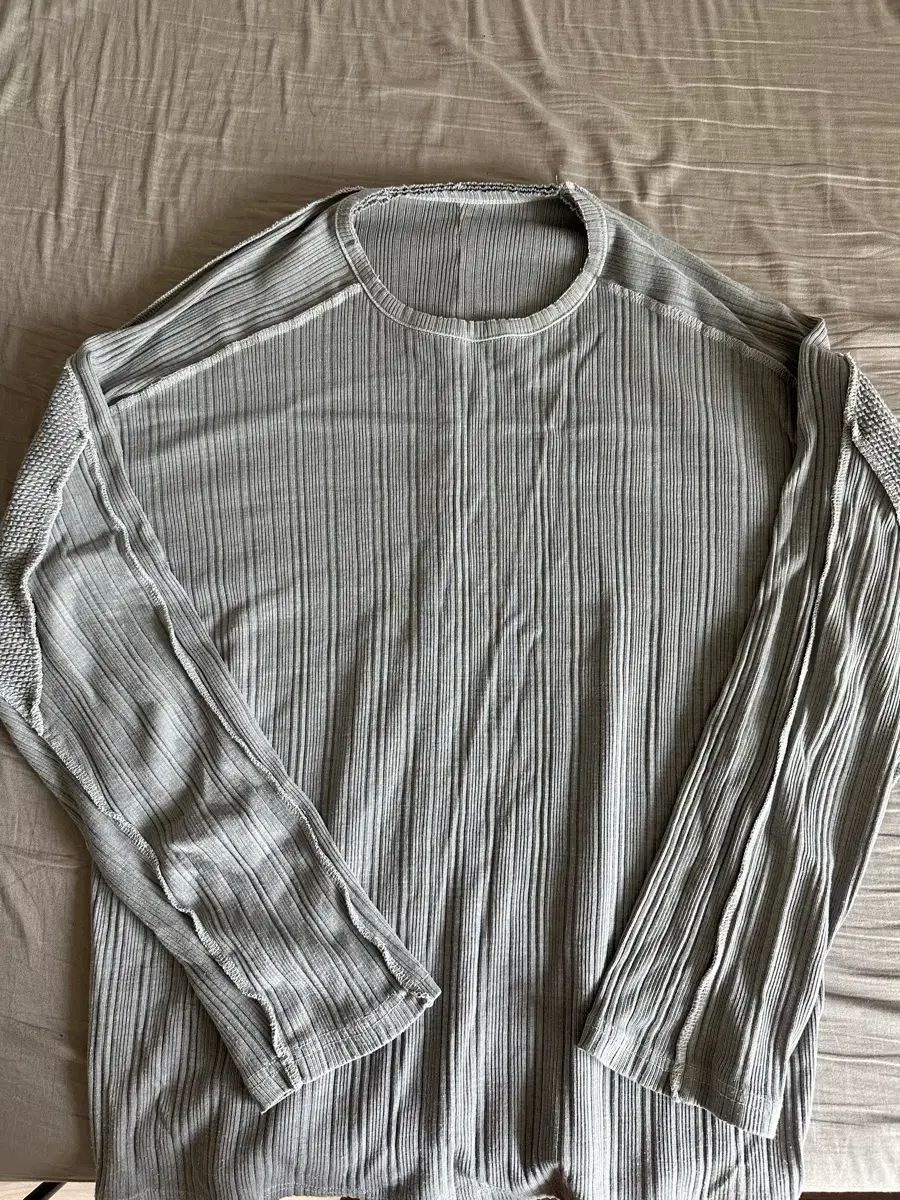イグノタ コア8 長袖Tシャツ