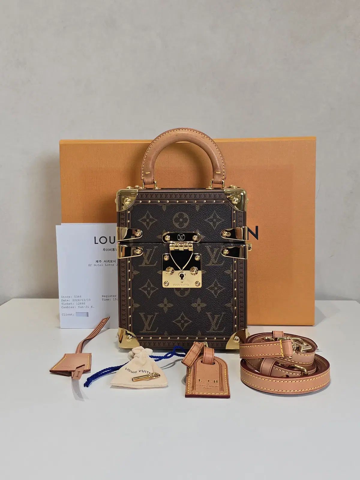 ラックスオール Louis Vuitton ルイヴィトン カメラ ボックス トート 