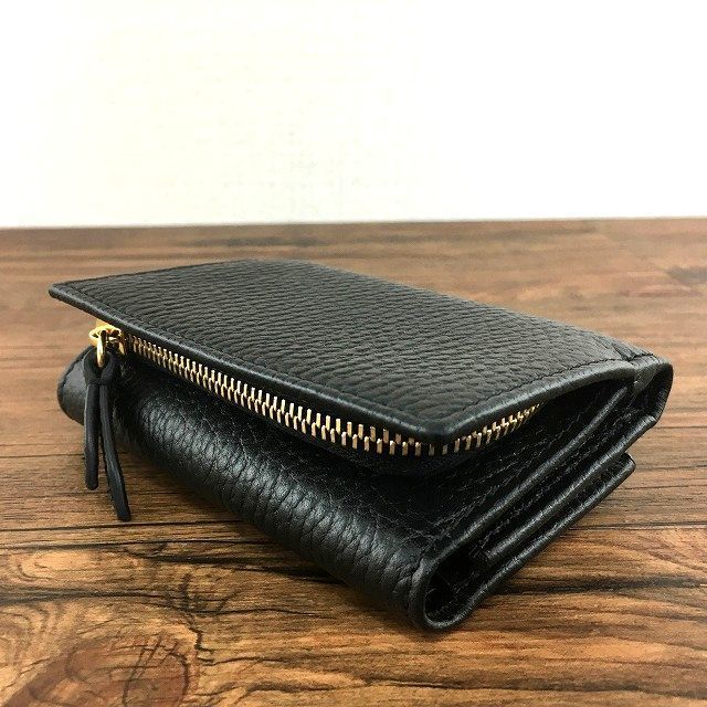 62 送料込み! 未使用品 GUCCI コンパクトウォレット 644407 ブラック GGマーモント 箱付き 62 送料込み! 未使用品 GUCCI コンパクトウォレット 644407 ブラック GGマーモント 箱付き