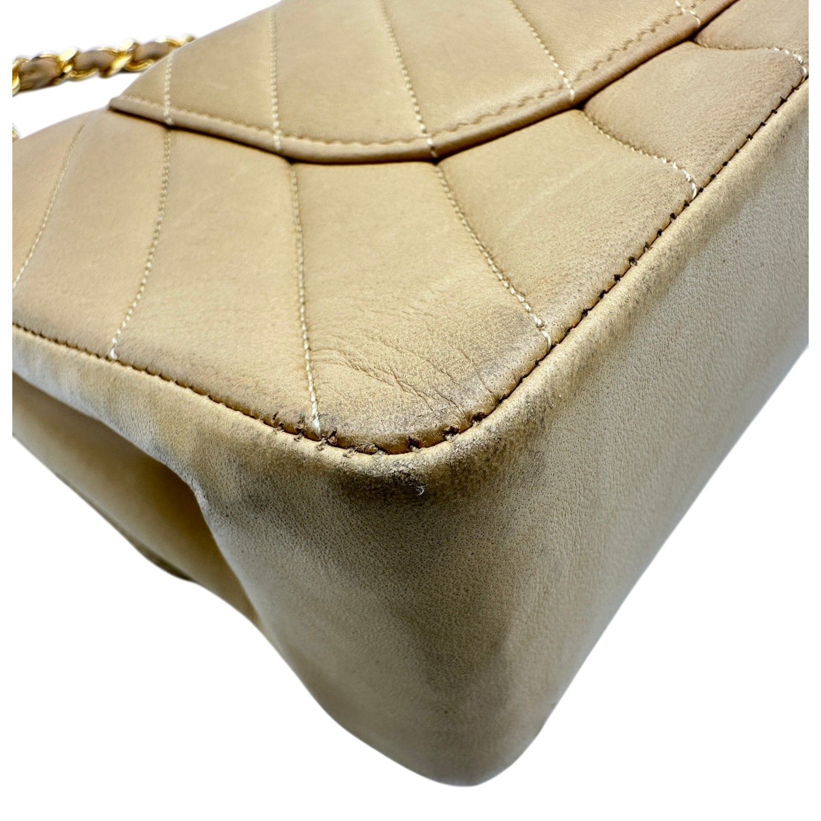 シャネル CHANEL マトラッセ25 Vステッチ A01112 2番台 ベージュ 