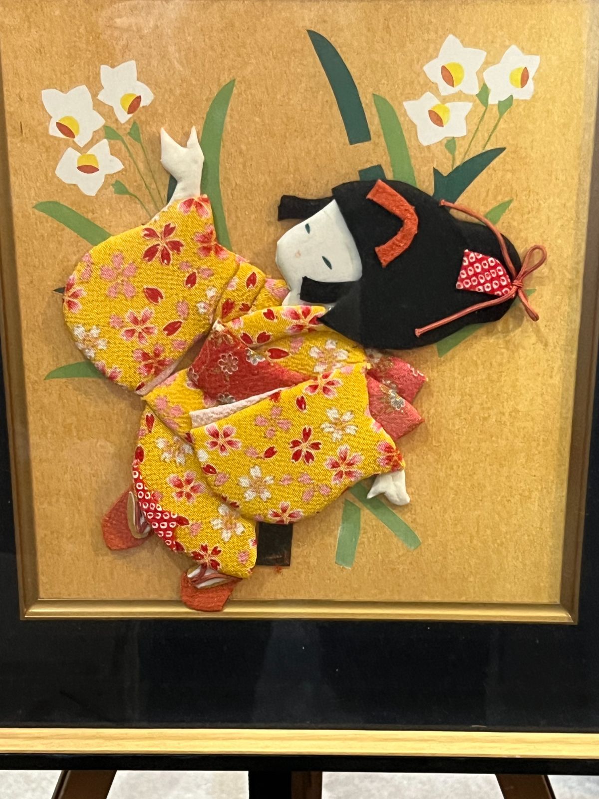 伝統工芸 押絵 ちりめん細工「水仙と童女」高級和額装 木製フレーム 額装 骨董