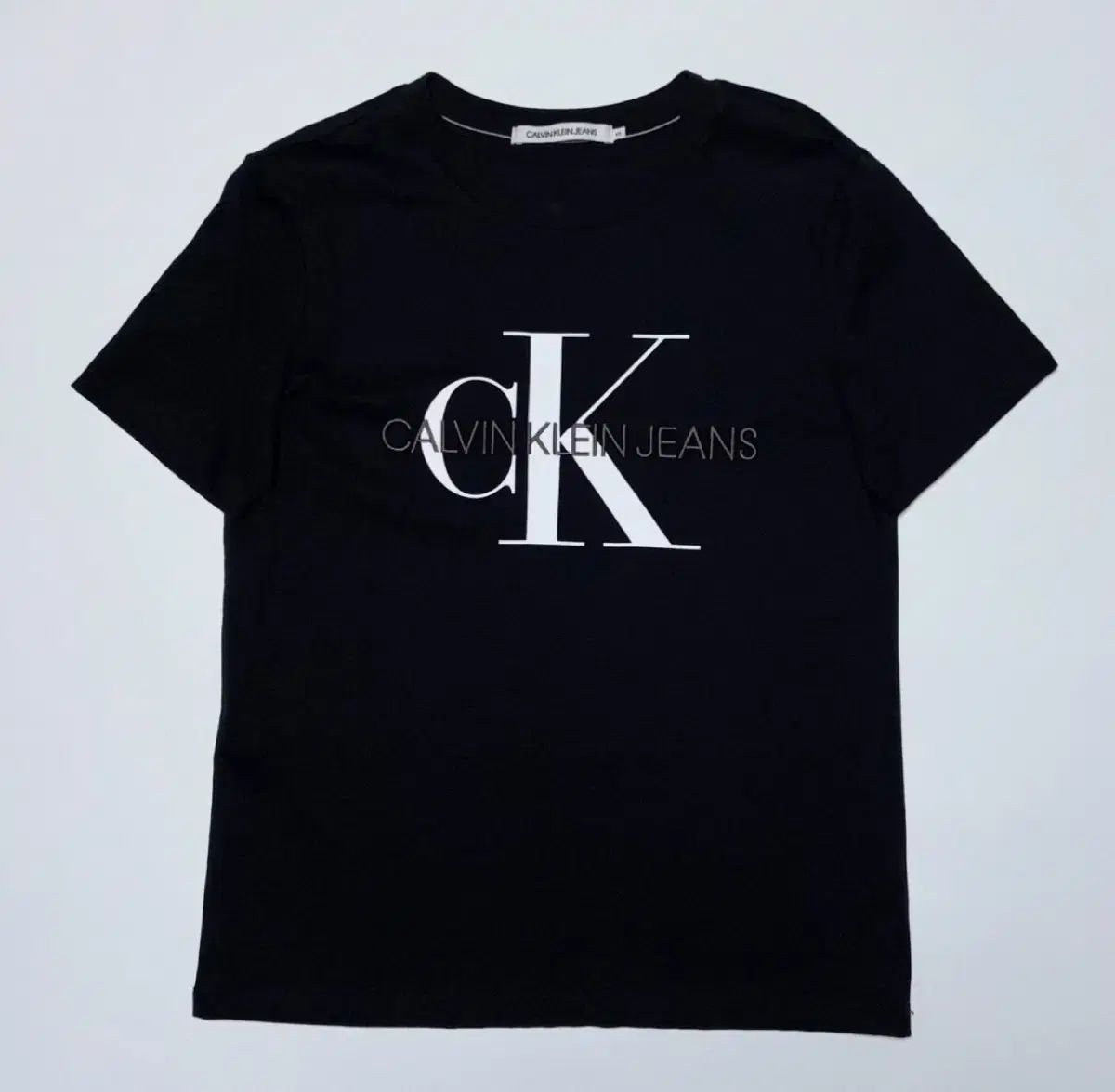Calvin Klein カルバン・クライン 半袖Tシャツ(新品)