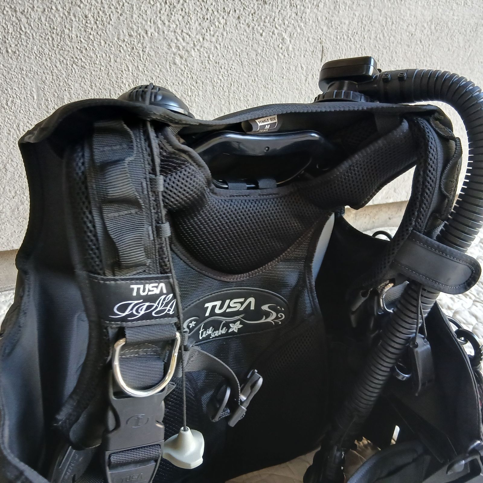 TUSA BCD ダイビング レディース 美品 楽天市場】tusa bcd 女性の通販