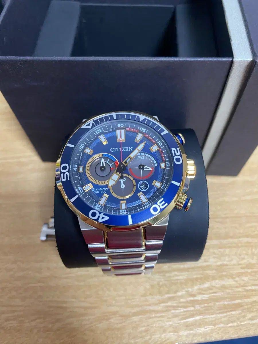 シチズン Eco-Drive ブルー GOLD コンビ Tシャツ