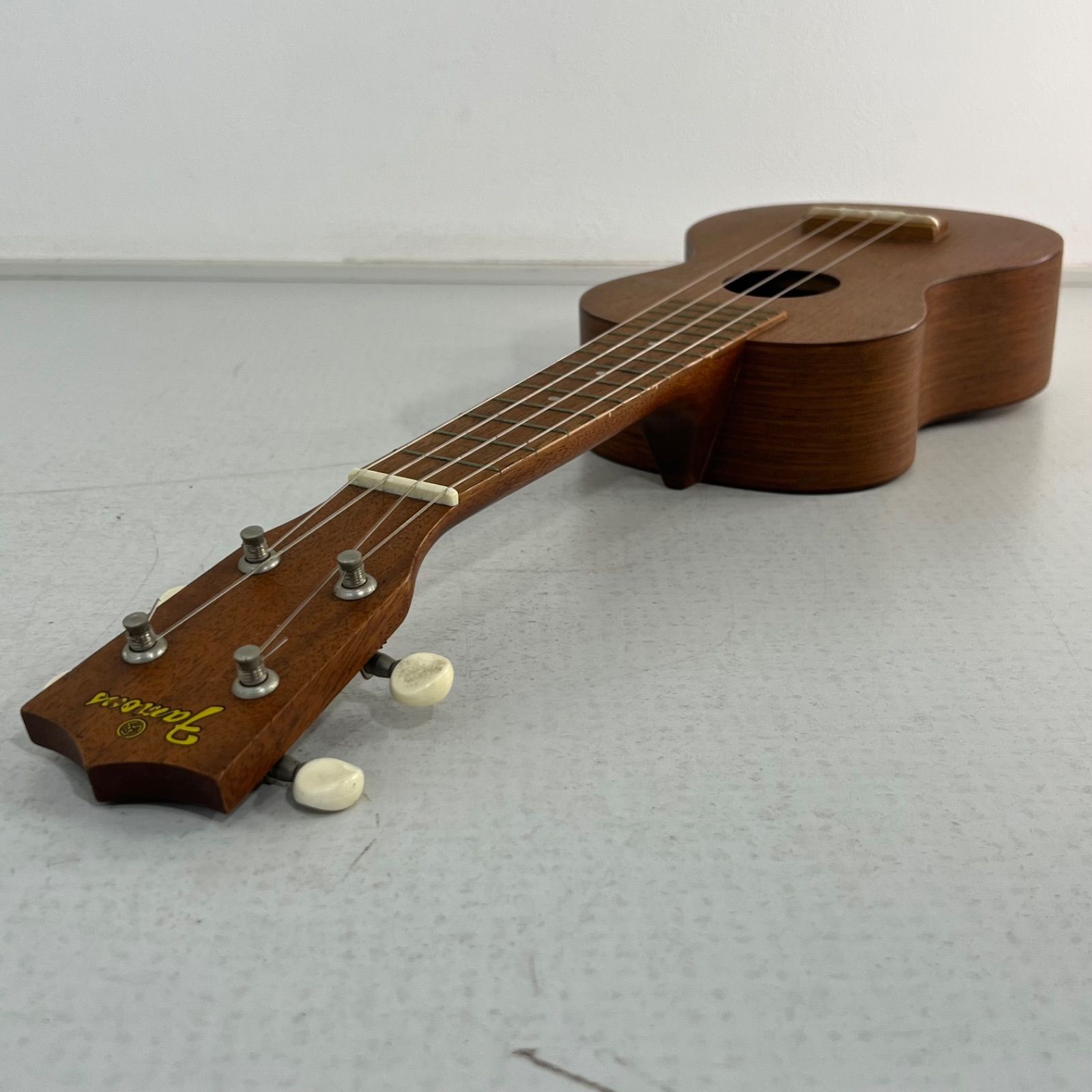 美品】ソプラノウクレレ famous FS-1G ウクレレ 楽器 ハワイ フラダンス