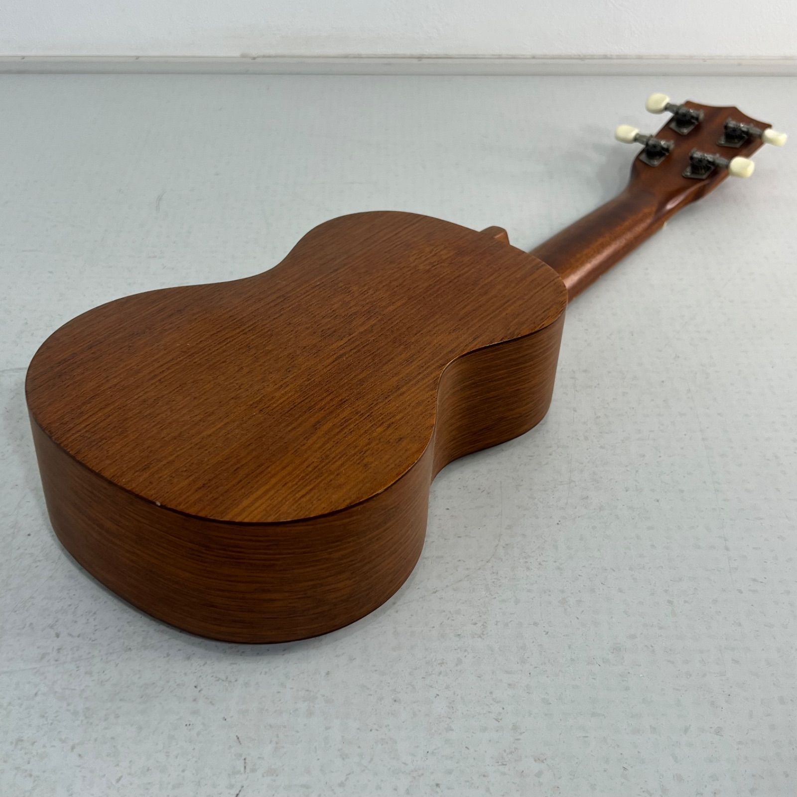 美品】ソプラノウクレレ famous FS-1G ウクレレ 楽器 ハワイ フラダンス