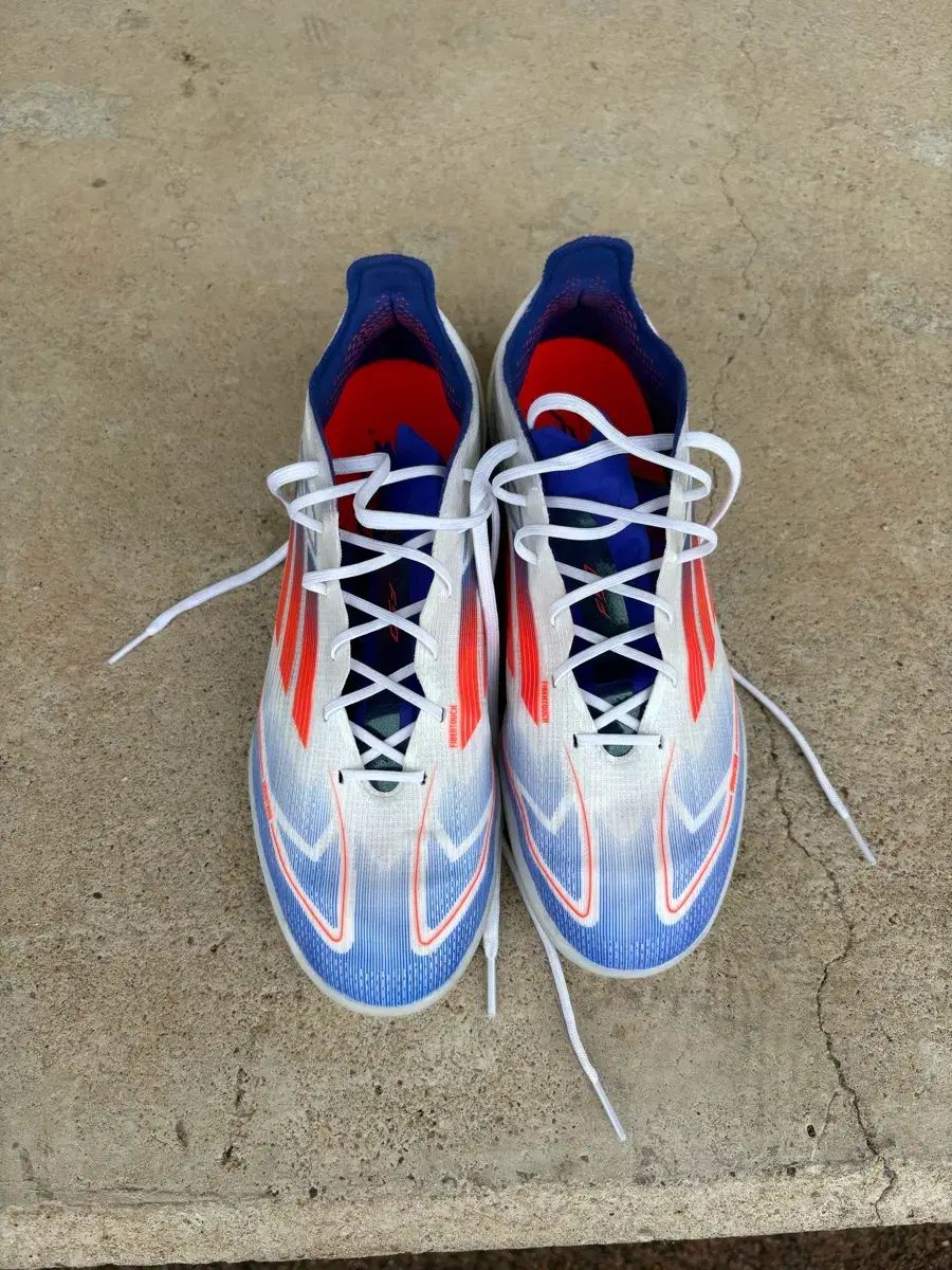 アディダス F50 プロ サッカー フットサル