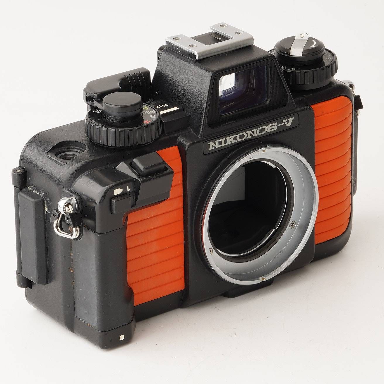 ジャンク ニコン Nikon ニコノス Nikonos-V 35mm 水中カメラ - メルカリ ジャンク ニコン Nikon ニコノス Nikonos-V 35mm 水中カメラ - メルカリ