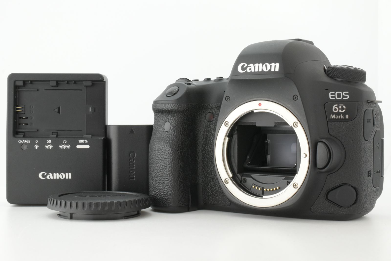 美品】シャッターカウント 23141回 Canon EOS 6D Mark II 26.2MP