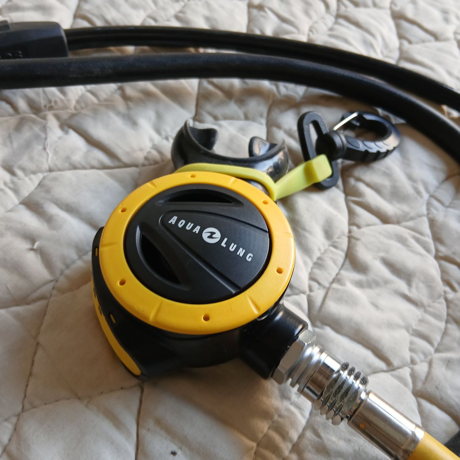 Bism レギュレーターセット AQUA LUNG オクトパス SCUBAPROゲージ付 