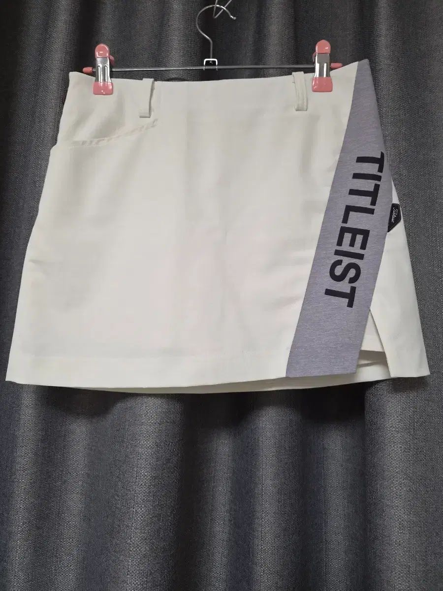 Titleist(タイトリスト) レディース ゴルフ スカート 白
