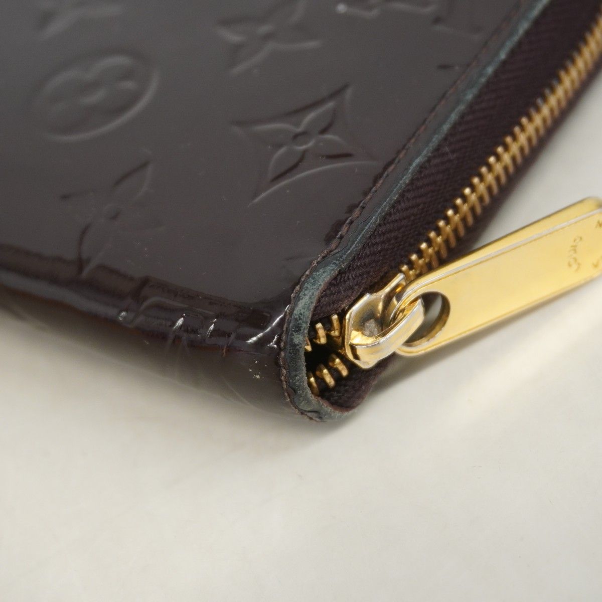6ec3183-k】ルイヴィトン 長財布 ヴェルニ ジッピーウォレット M93522