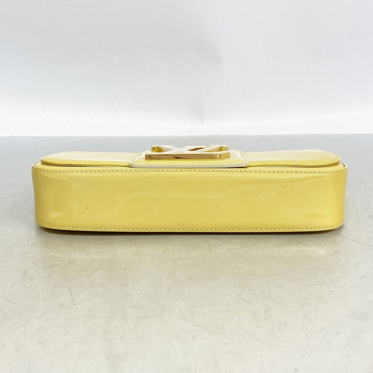 【6ec3271-k】ルイヴィトン クラッチバッグ ヴェルニ ポシェットソービー M93489 ブロンコライユ【中古】レディース