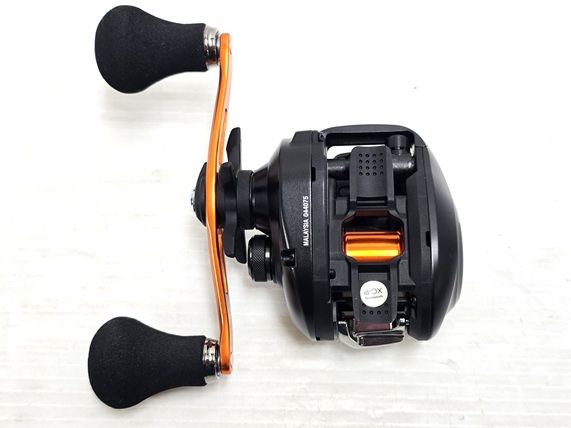 中古品】 シマノ SHIMANO ベイトリール 右ハンドル バルケッタBB