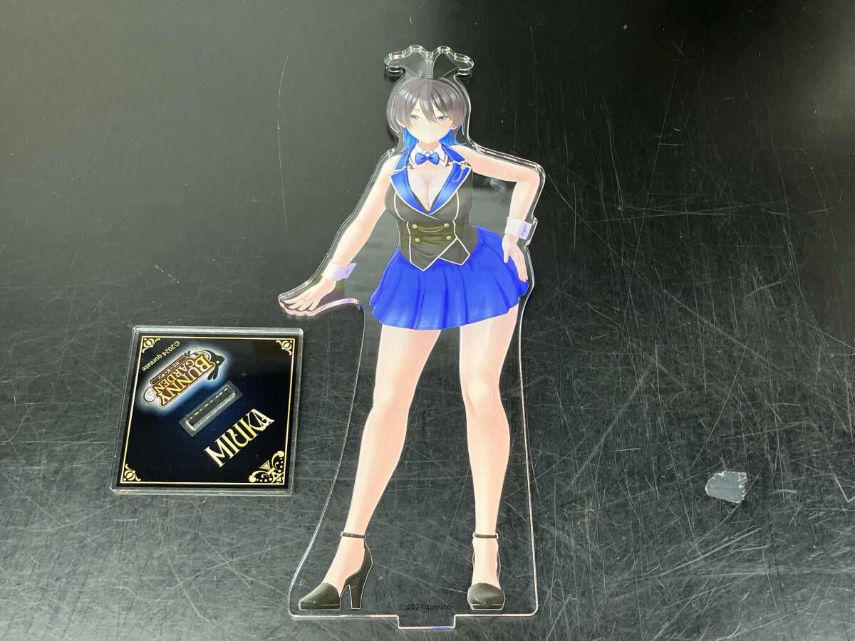 現状品 バニーガーデン 美羽香 両面アクリルスタンド(大) - メルカリ