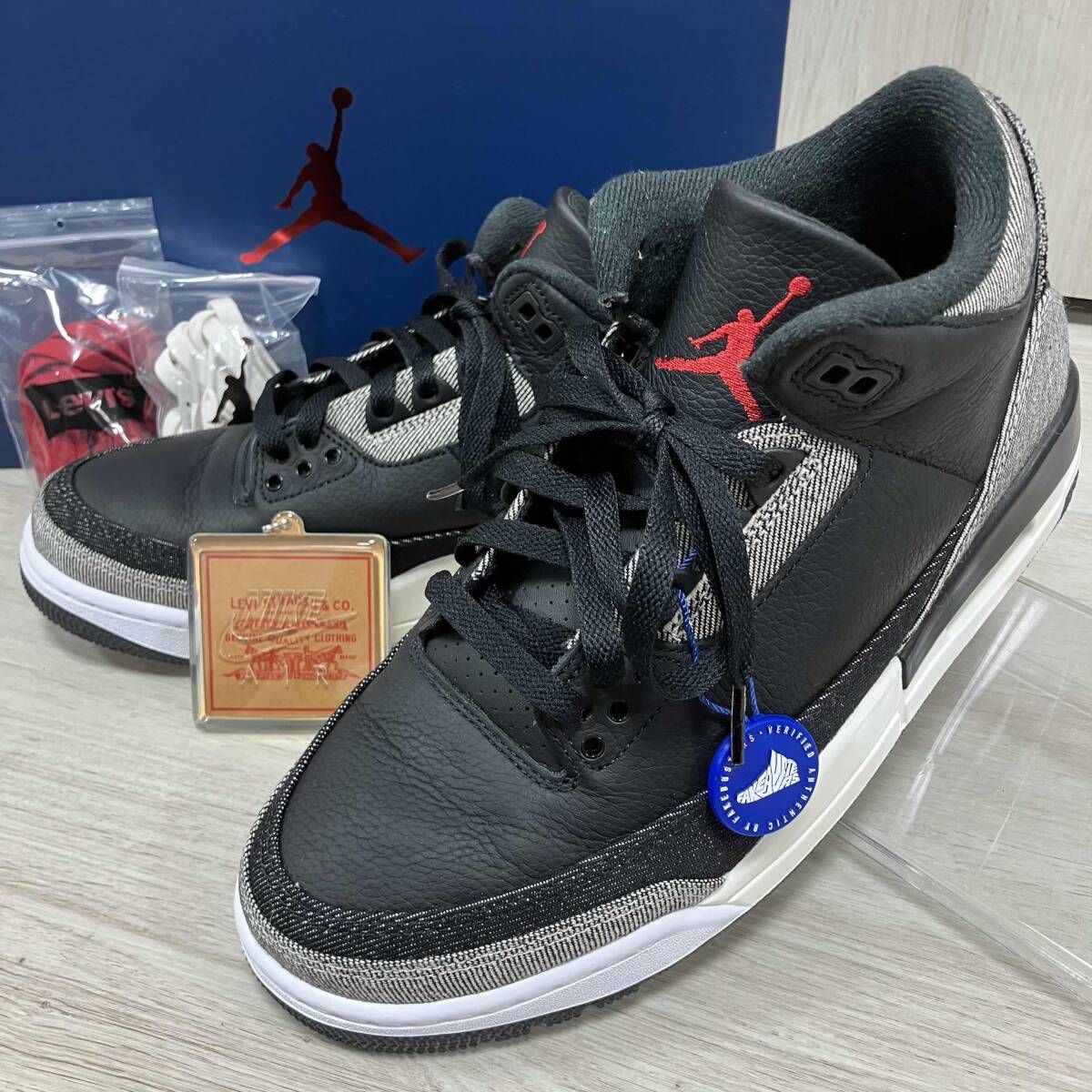 NIKE/スニーカー/1R0914-400 リーバイス × ナイキ エアジョーダン3 レトロ SP ブラック 黒　ブラックデニム　26.5cm ※鑑定済み　タグ付き