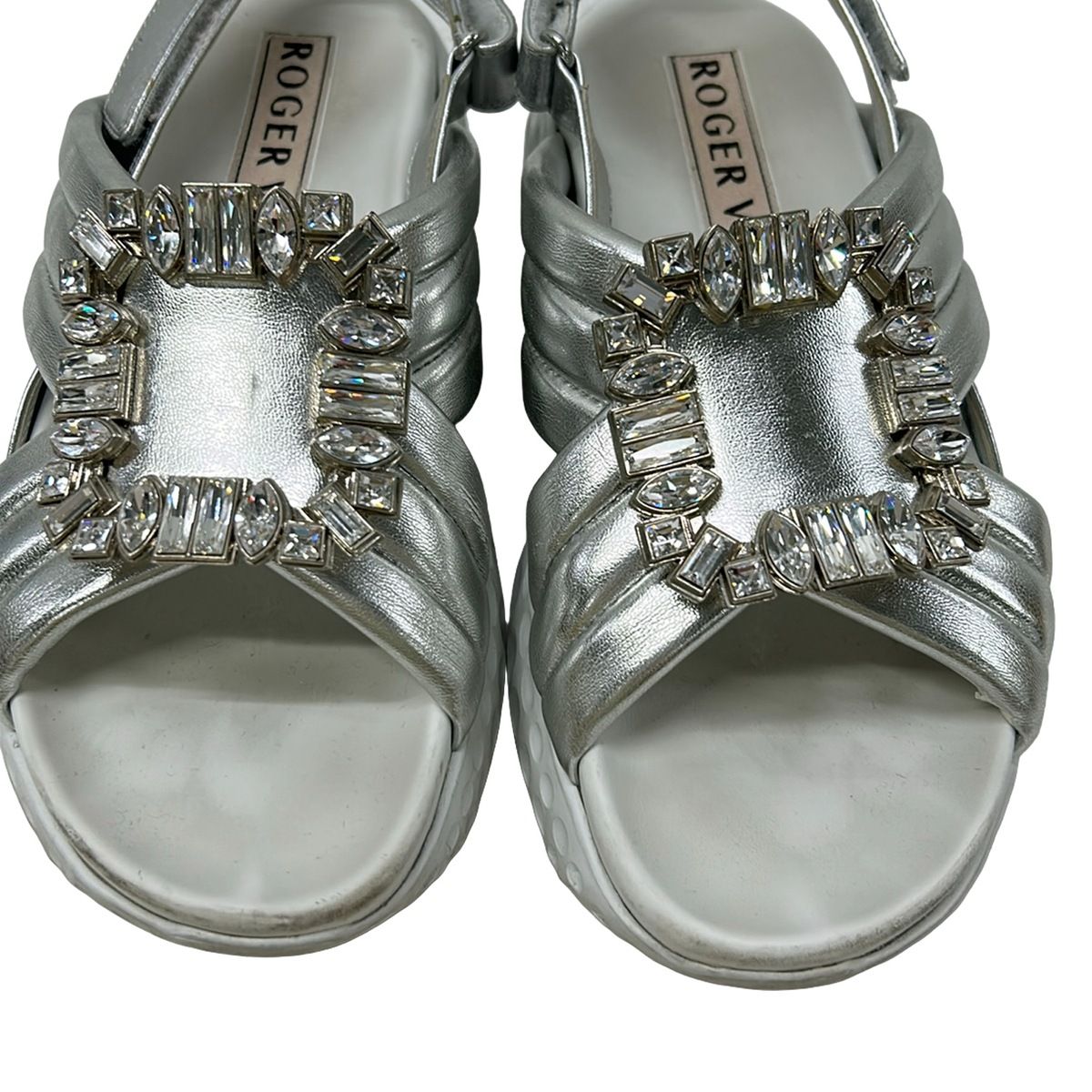 RogerVivier(ロジェヴィヴィエ) サンダル 39 レディース - シルバー RogerVivier(ロジェヴィヴィエ) サンダル 39 レディース - シルバー