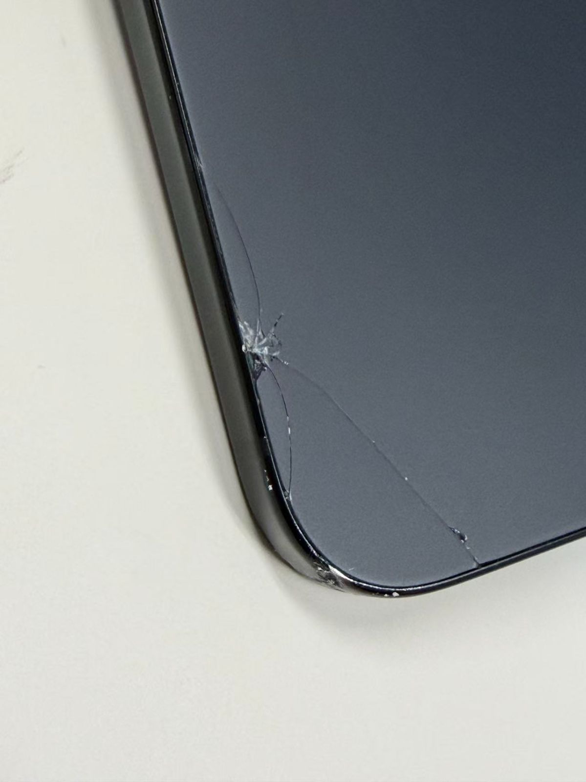 iPhone15 128GB ブラック SIMフリー ジャンク - メルカリ