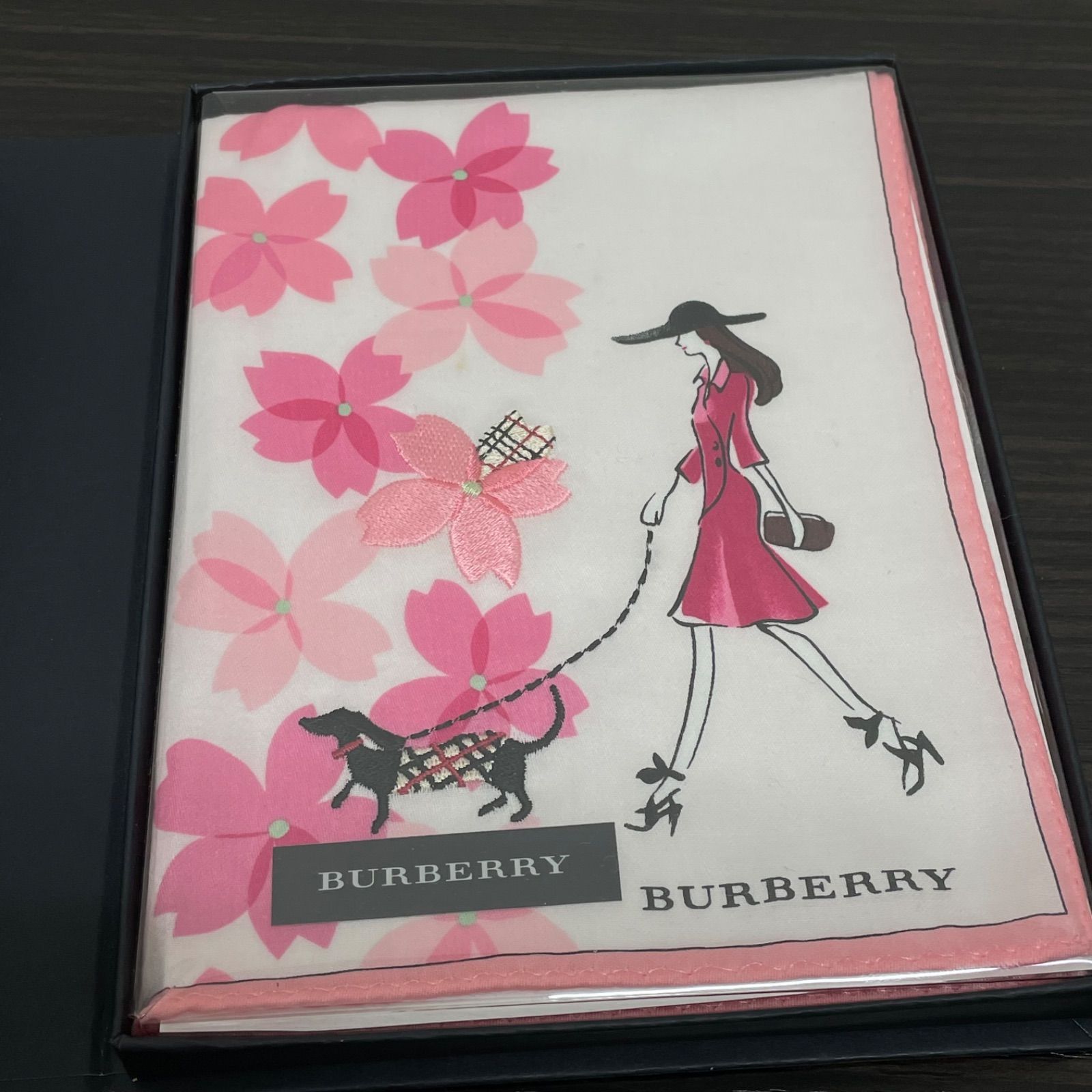r) 【廃盤】BURBERRY バーバリー ミニタオル ハンカチ セット 桜刺繍