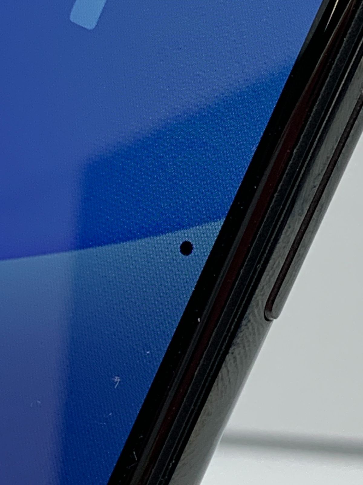 iPhone xs MAX256g SIMロック解除　画面浮、画面異常 中古・画面キズ有・画面異常有】iPhone XS 64GB スペースグレイ SIM