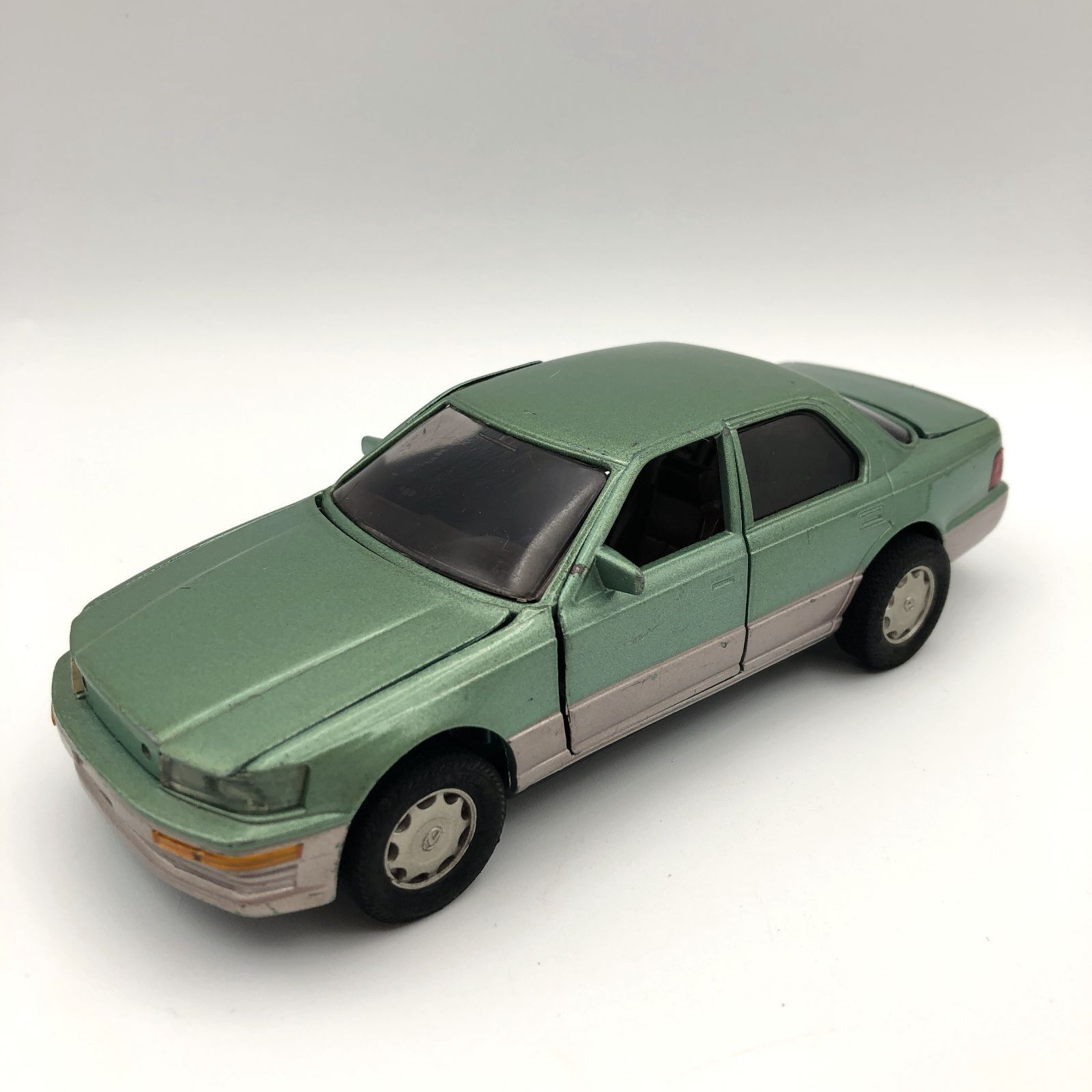 ヨネザワ　ダイヤペット　トヨタ　レクサス　LS400 左ハンドル　ミニカー　Yonezawa Diapet　#i00155