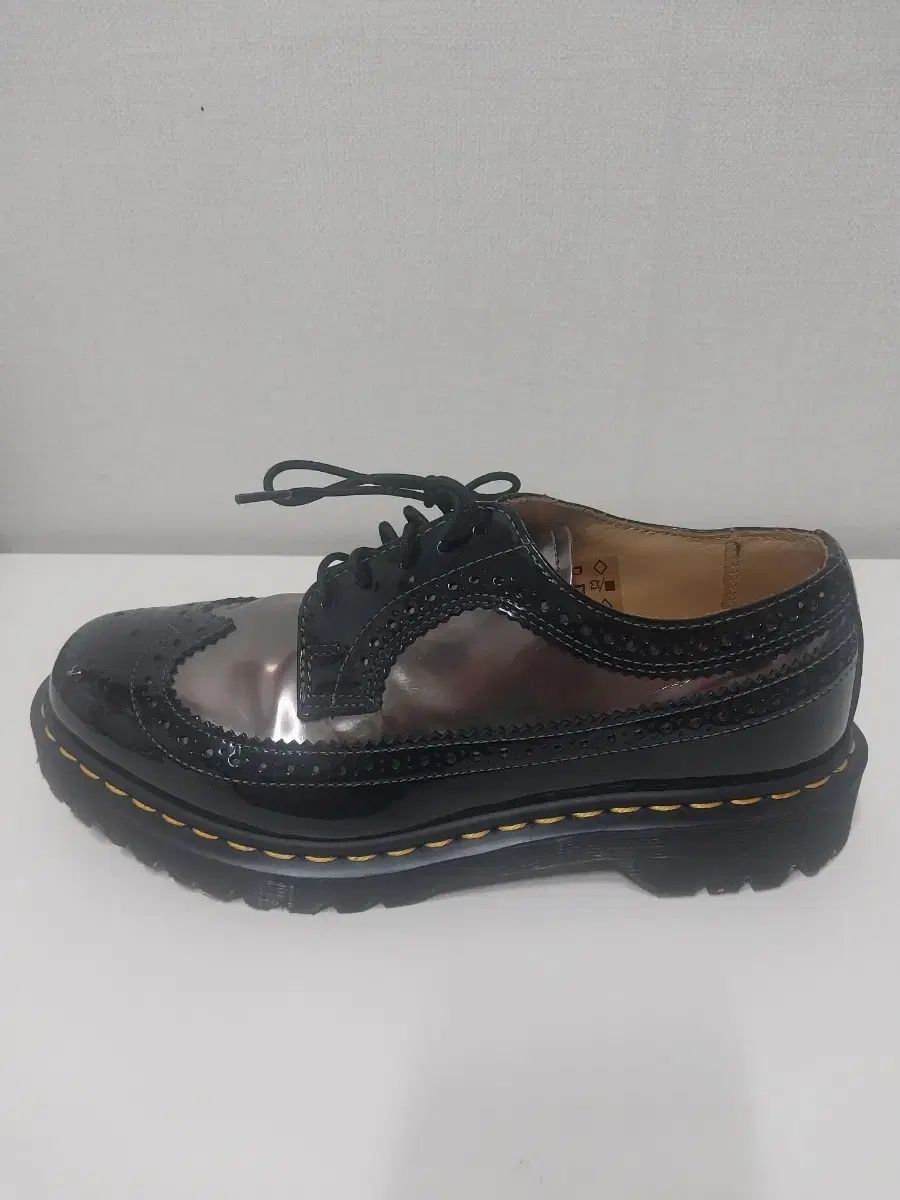 DR. MARTENS ドクターマーチン ブローグ ブラック ウイングチップ シューズ