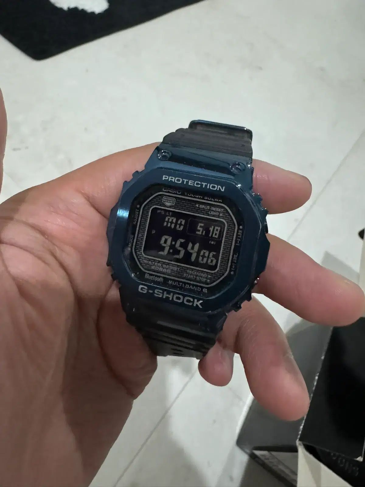 G-SHOCK ジーショック GMW-B5000G-2DR 出品