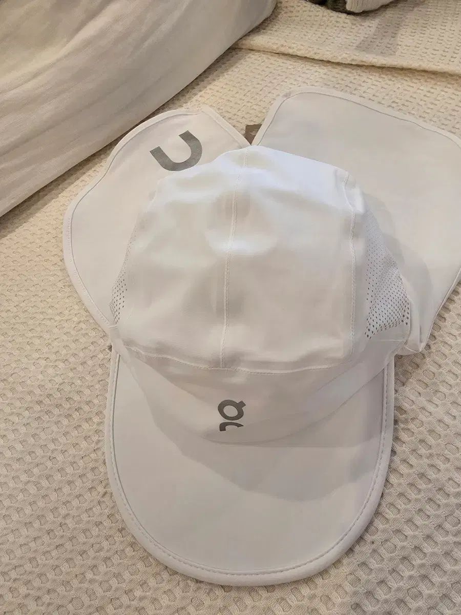 新品 オンランニング ソーラーキャップ 白 L XL