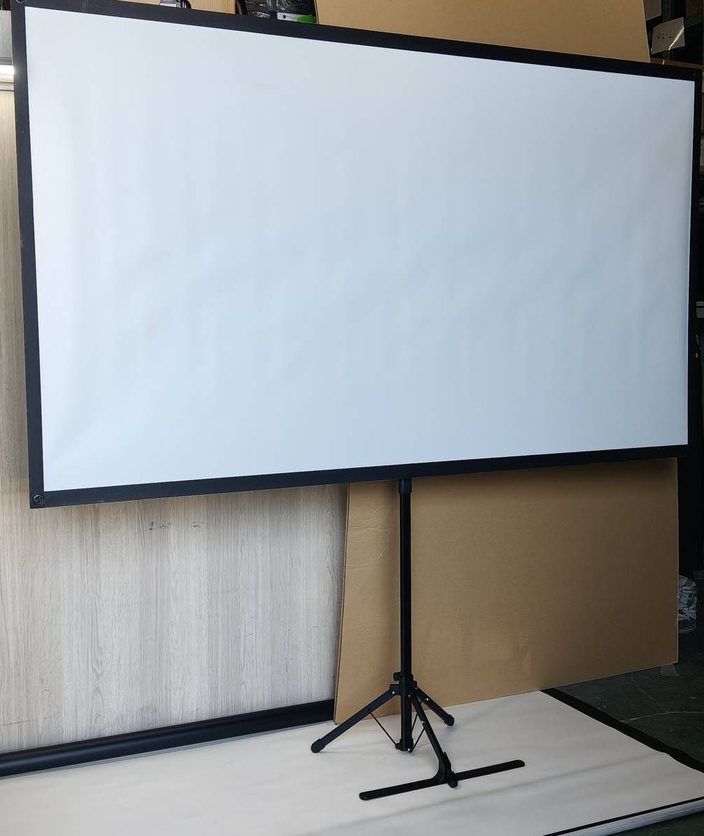 EPSON スクリーン ELPSC21B - メルカリ