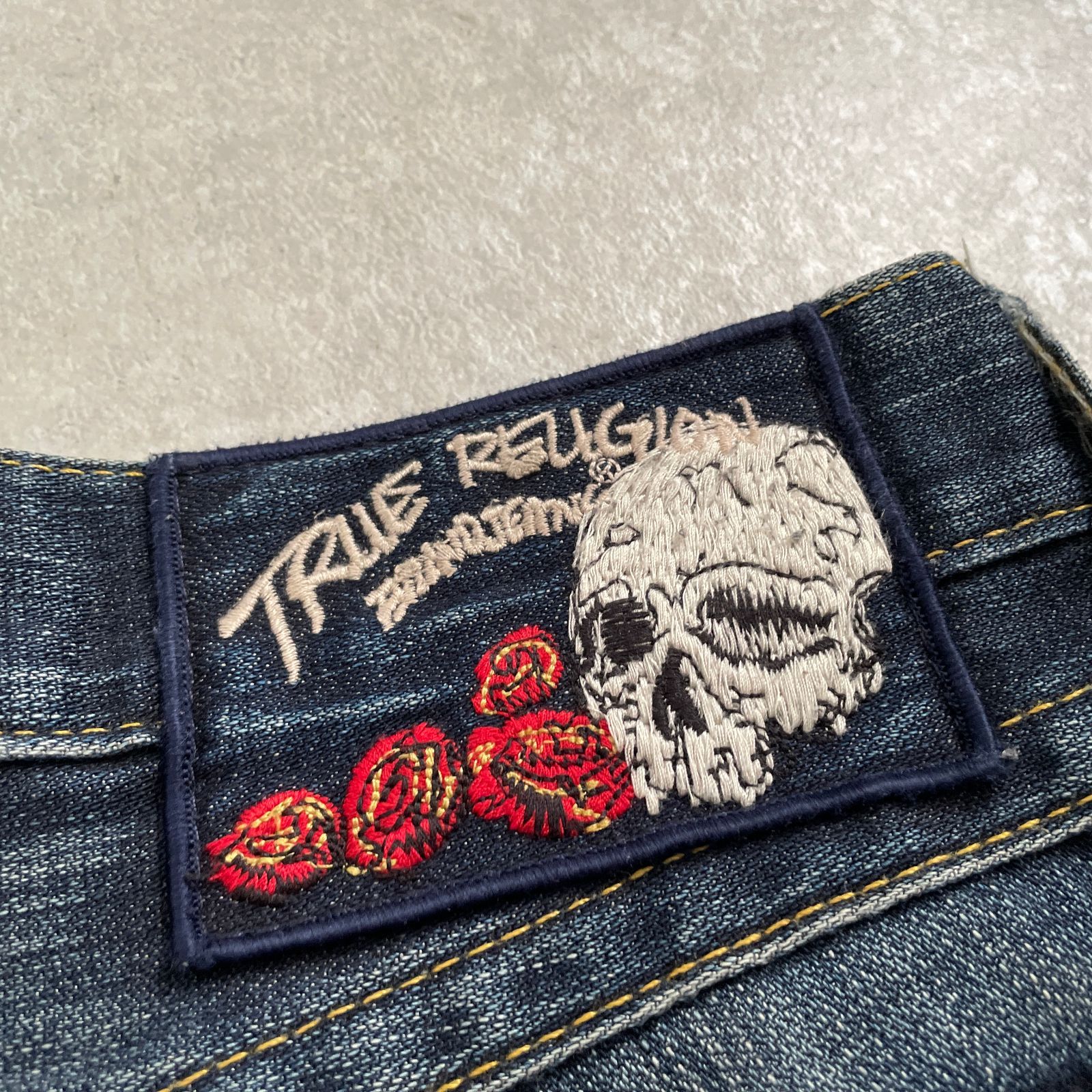 TRUE RELIGION USA製 ダメージ加工 ストレートデニム デニムパンツ 