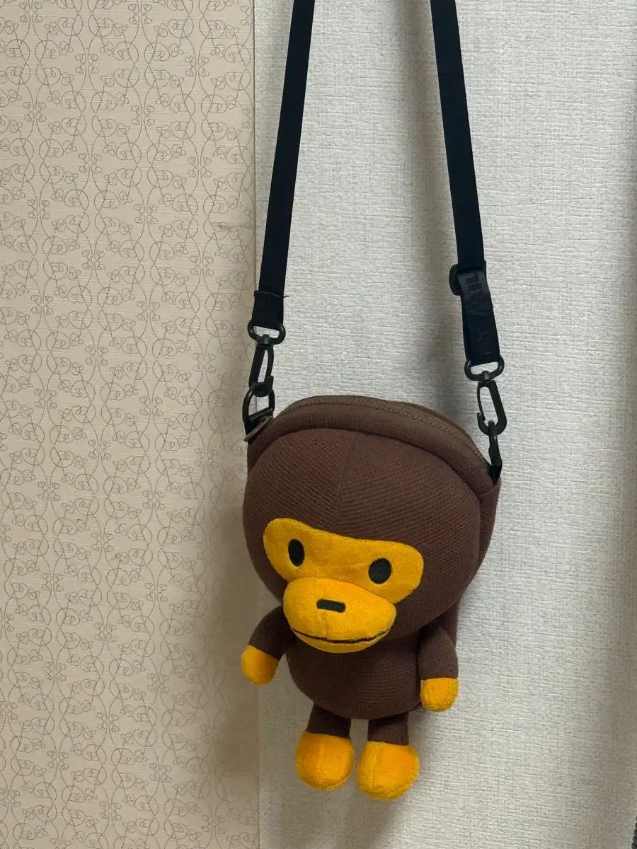 アベイシングエイプ マイロ クロスバック