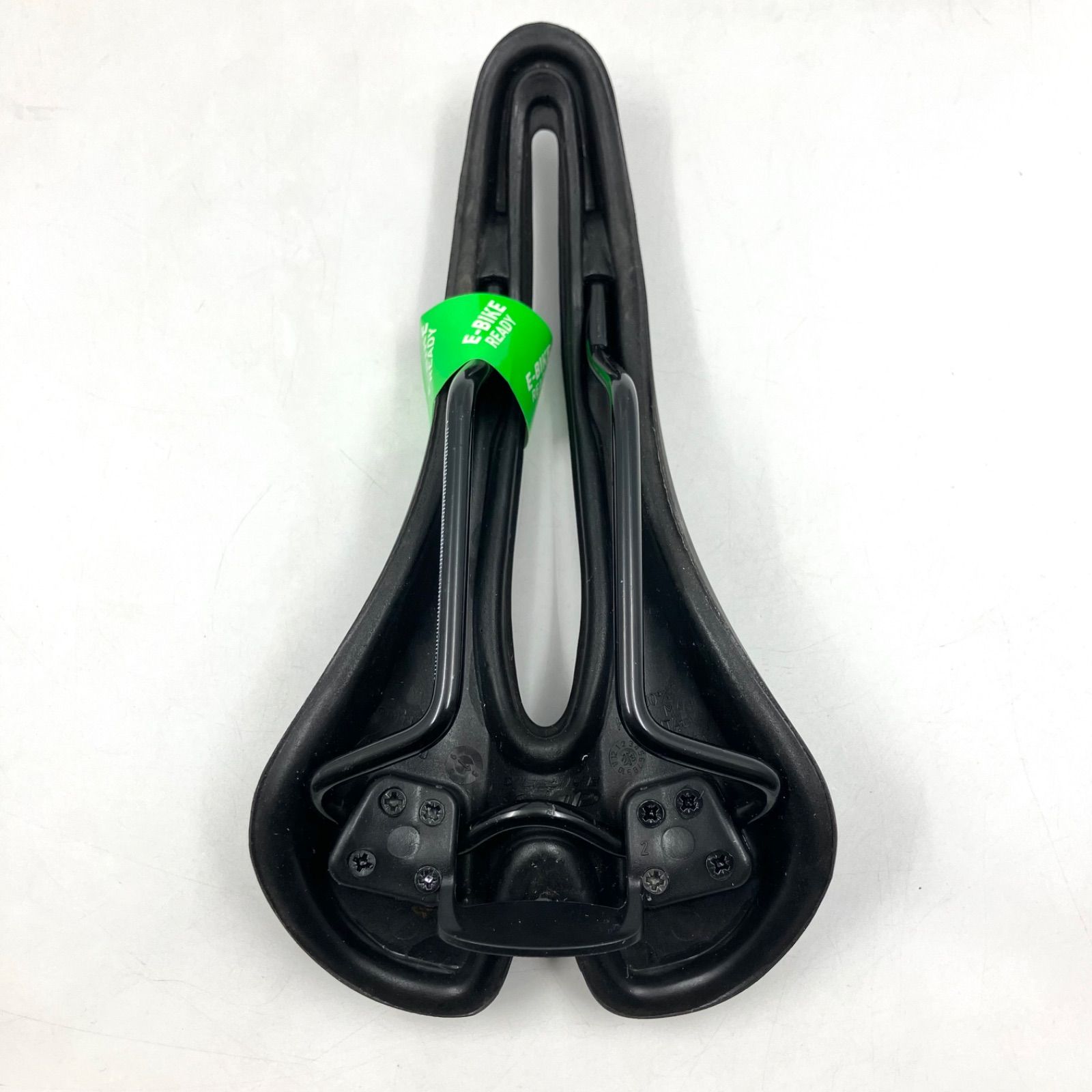 SELLE SMP EXTRA サドル 自転車 ロードバイク 穴あきサドル ブラック