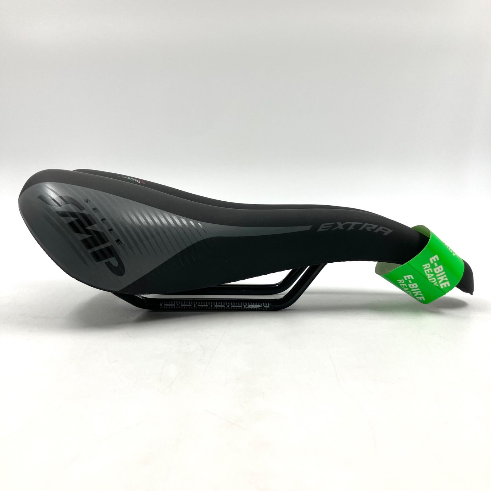 SELLE SMP EXTRA サドル 自転車 ロードバイク 穴あきサドル ブラック