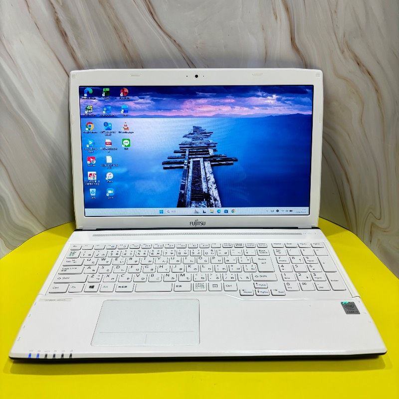 【FUJITSU】爆速 Core i7/SSD256GB 8GB D11 爆速Core i7✨富士通ノート Win11 SSD Office - メルカリ