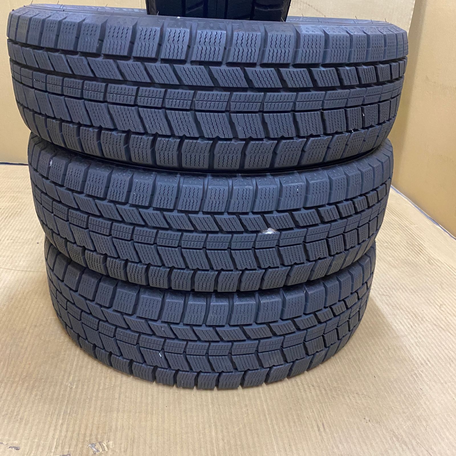 AUTOBACS NorthTrek N5 175/65R15 84Q 2024年製 4本セット - メルカリ