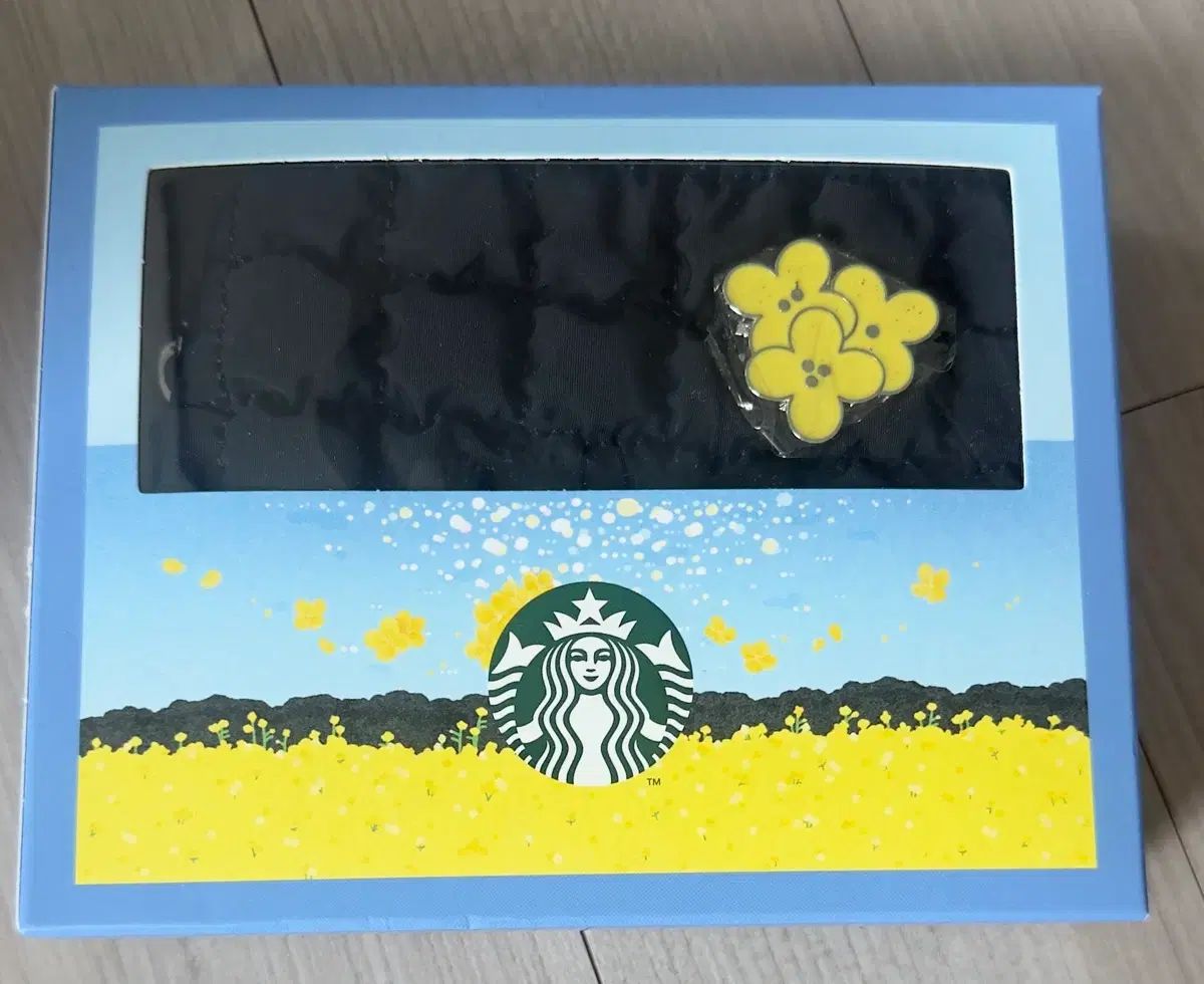 スターバックス チェジュ リバーシブル スター 花 ポーチ