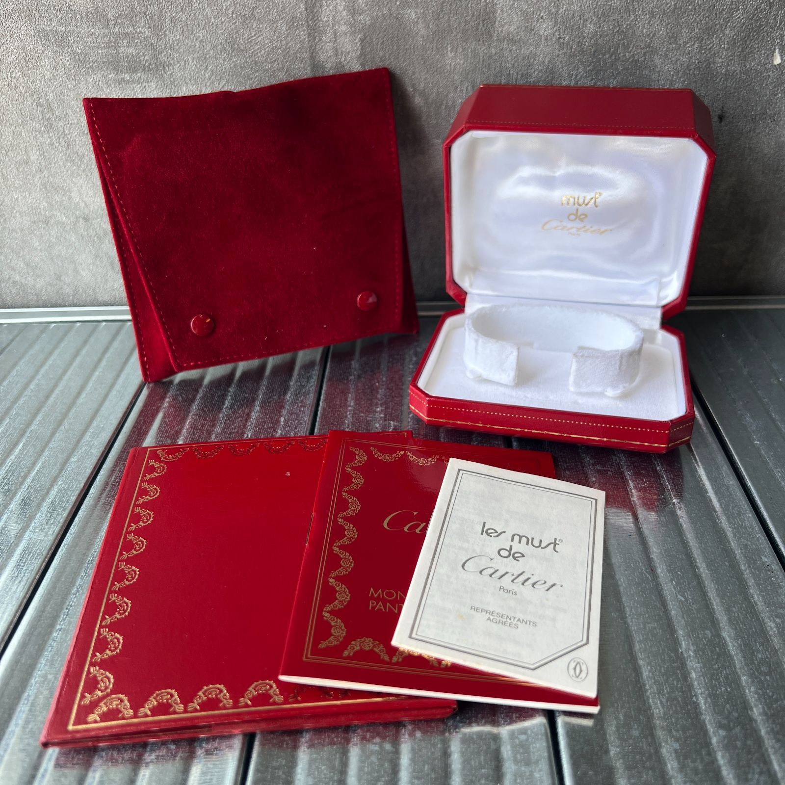 Cartier カルティエ 時計 ケース 空箱 BOX 外箱付 腕時計用 取扱説明書