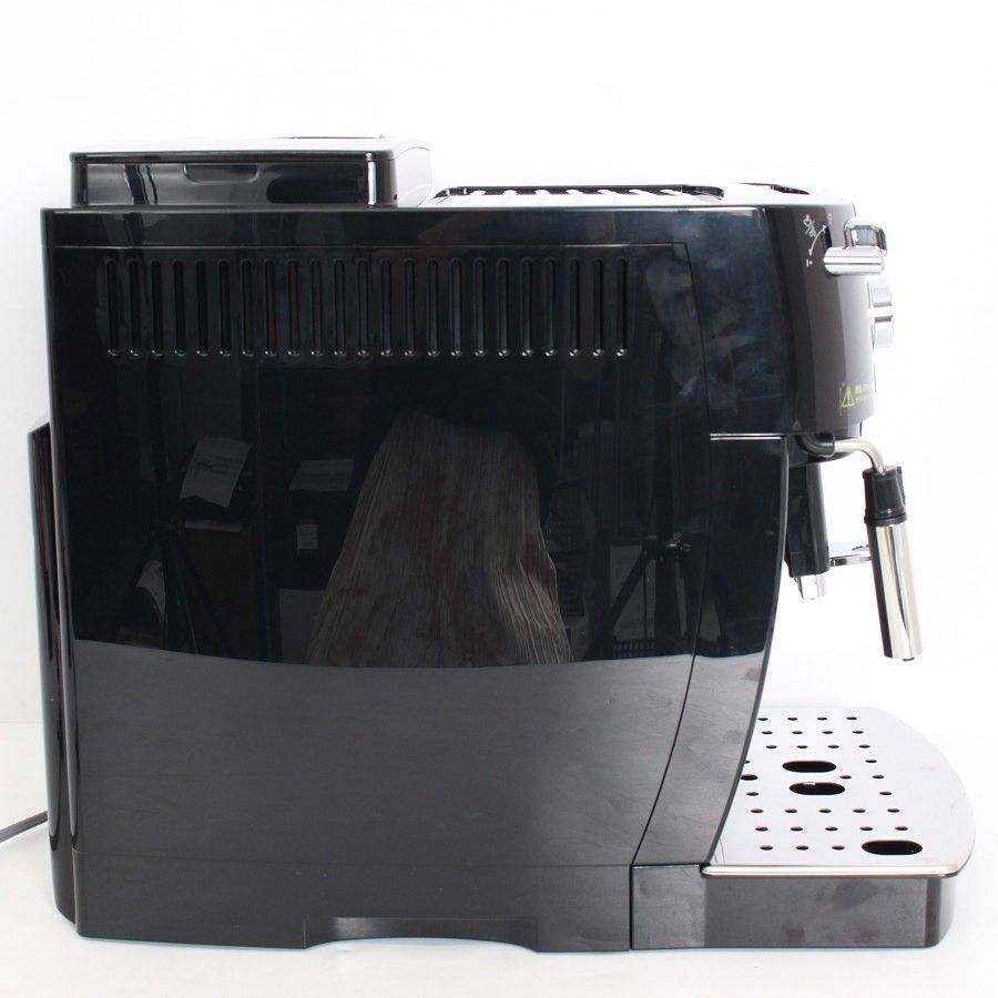 美品】デロンギ マグニフィカS ECAM22112B ブラック 全自動